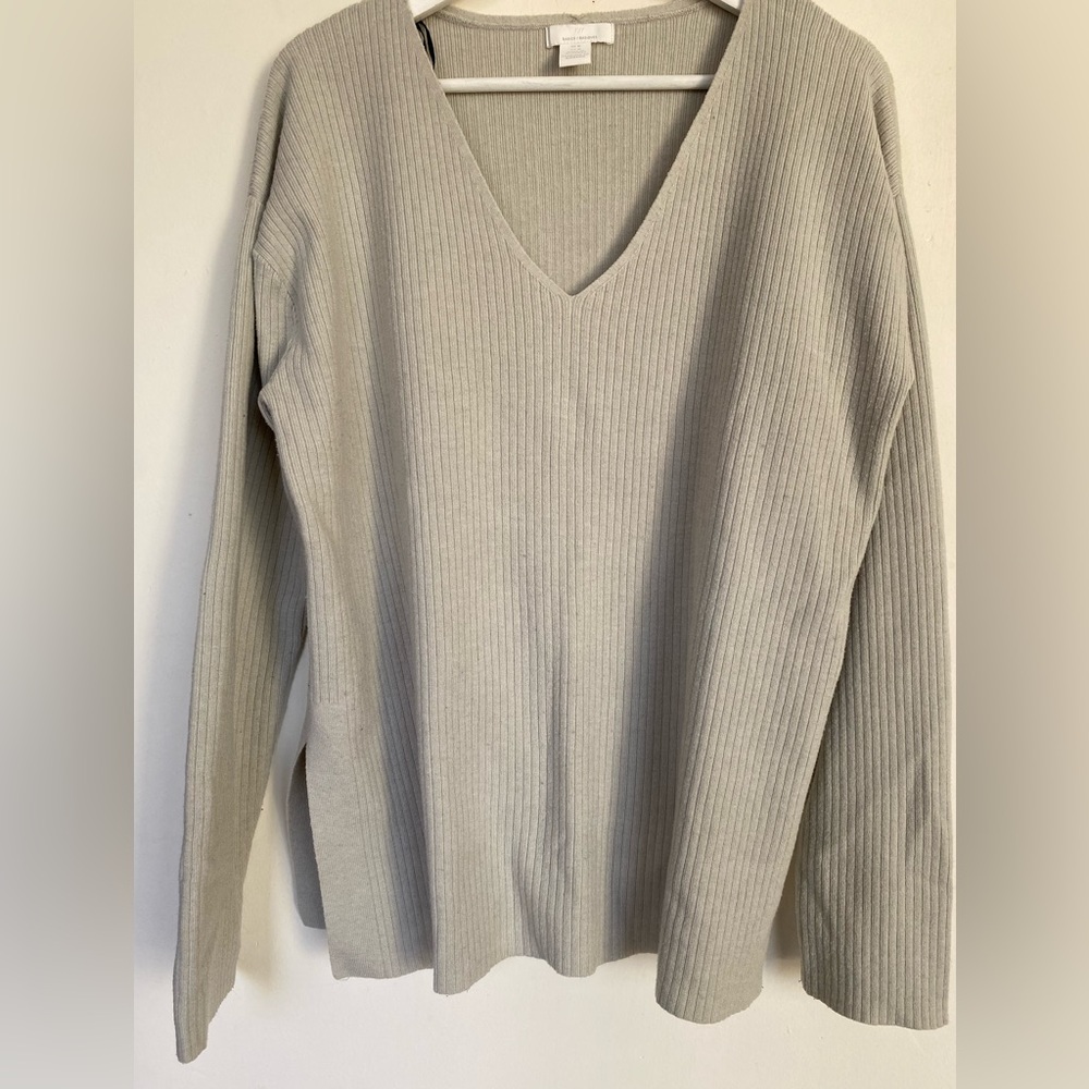 H&M Ribbed V-Neck Sweater in Light Gray